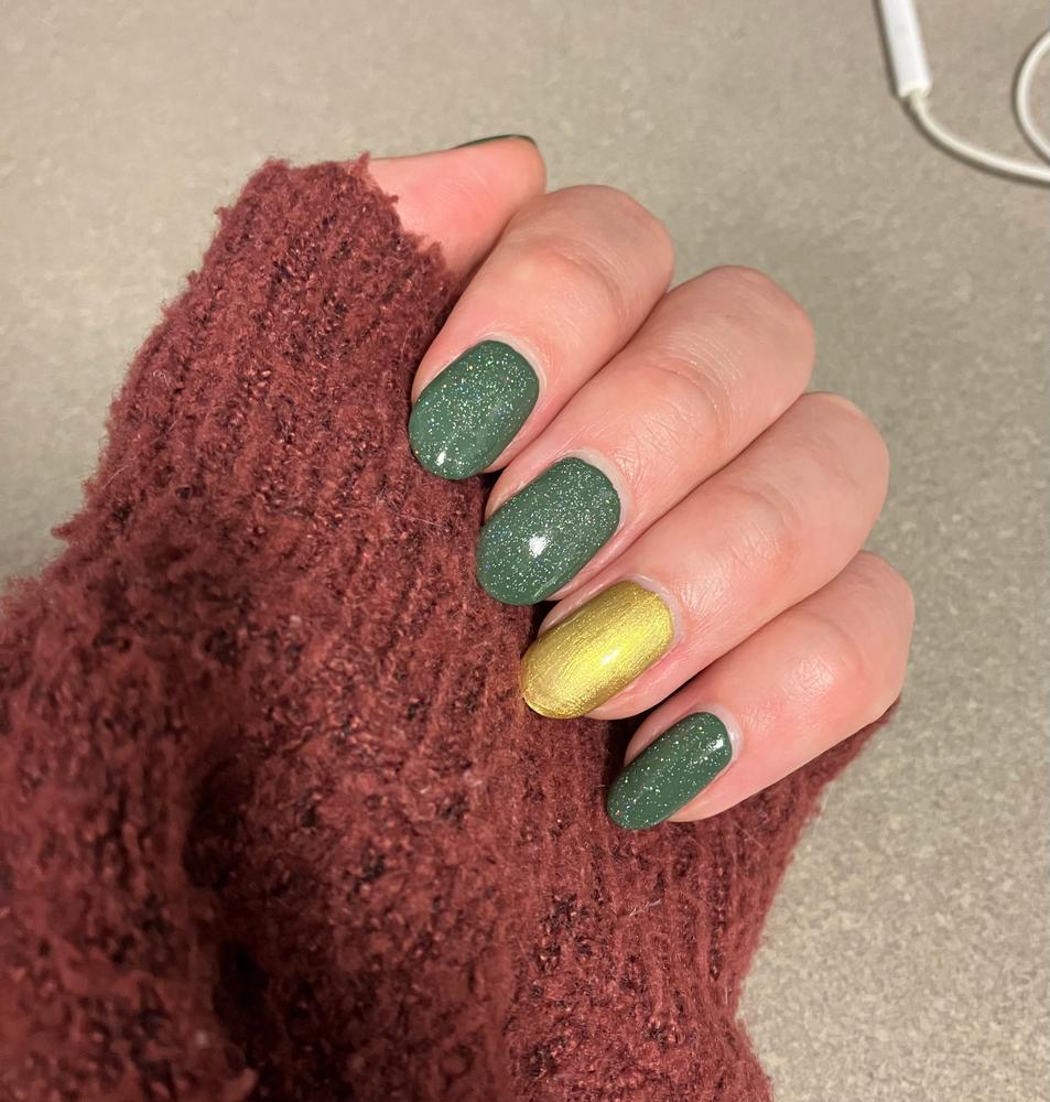 Modest Moss - Customer Photo From Caroline J.