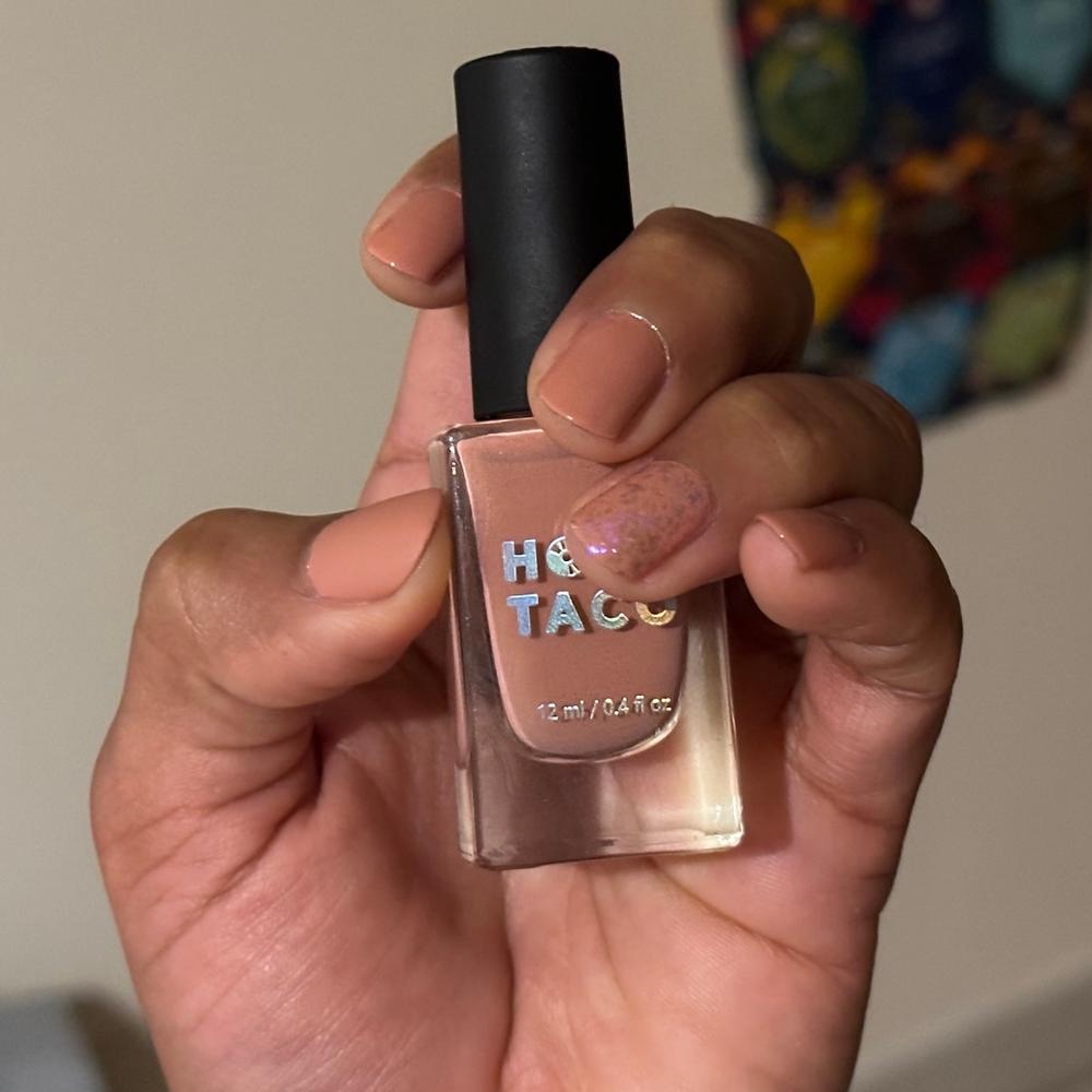 Lowkey Blushing - Customer Photo From Que v.