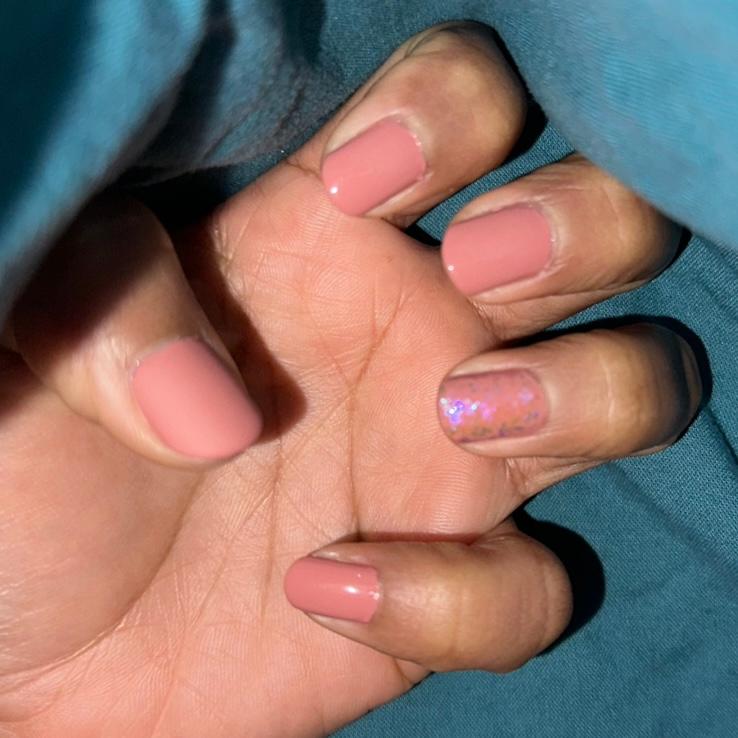 Lowkey Blushing - Customer Photo From Que v.