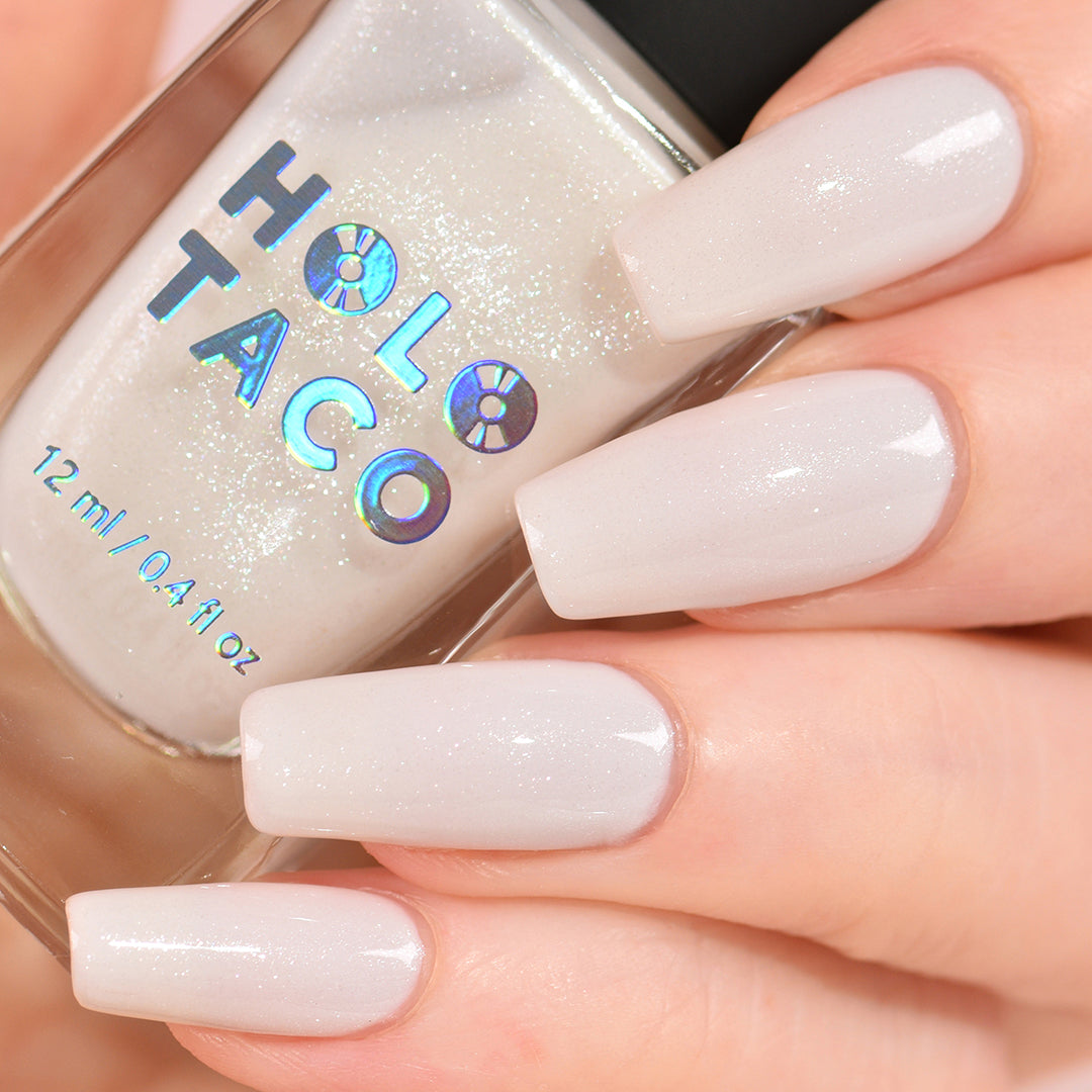 Milky White Shimmer preview